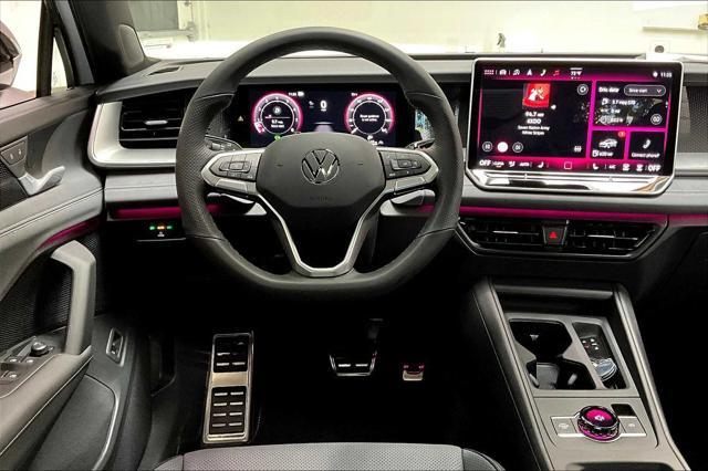 new 2025 Volkswagen Tiguan car, priced at $39,703