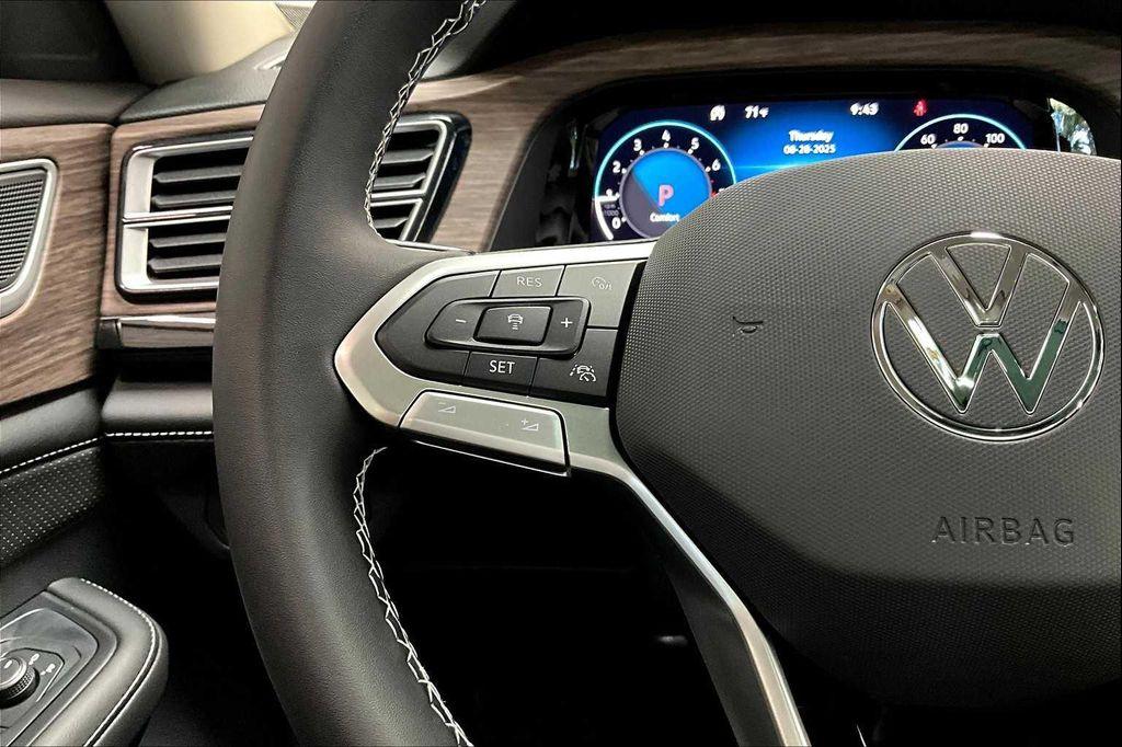 new 2026 Volkswagen Atlas car, priced at $52,339