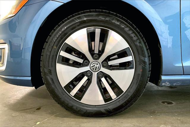 used 2016 Volkswagen e-Golf car, priced at $9,795