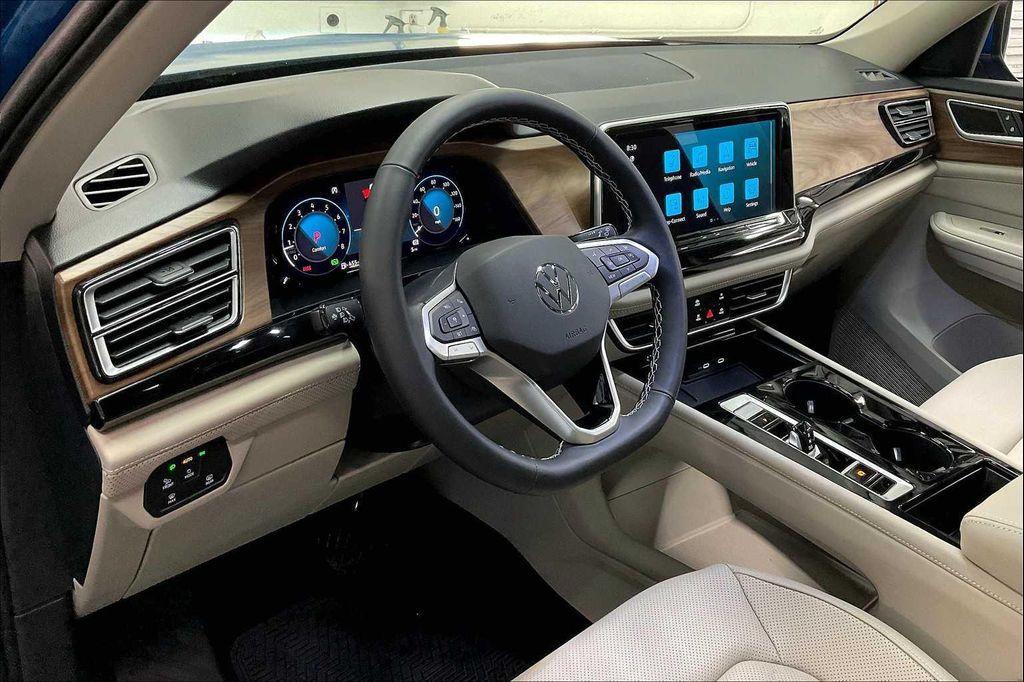 new 2025 Volkswagen Atlas car, priced at $48,387