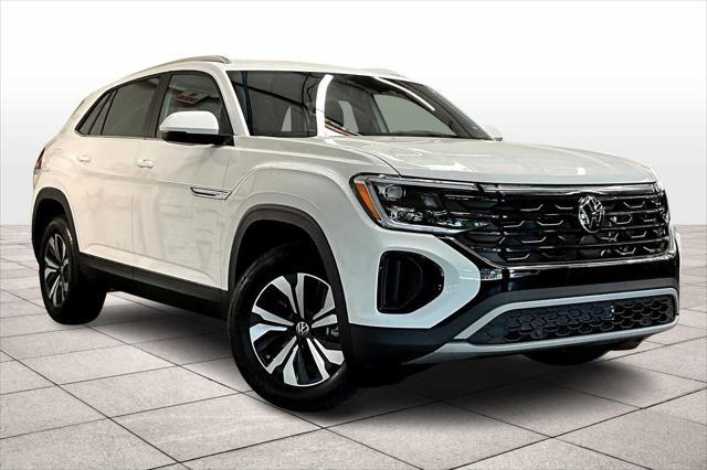 new 2025 Volkswagen Atlas Cross Sport car, priced at $40,811