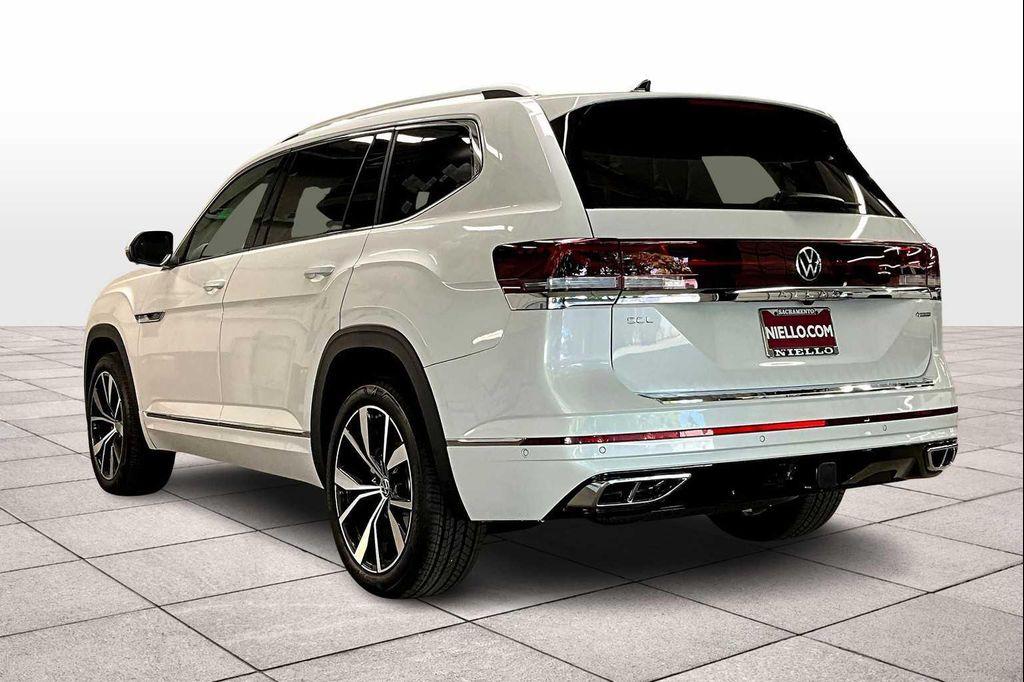 new 2025 Volkswagen Atlas car, priced at $57,394