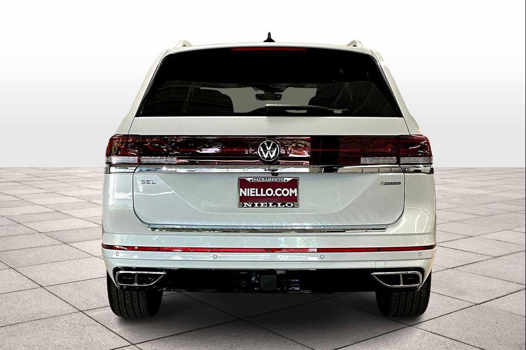 new 2025 Volkswagen Atlas car, priced at $57,394