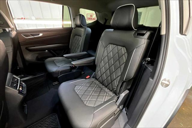 new 2025 Volkswagen Atlas car, priced at $57,394