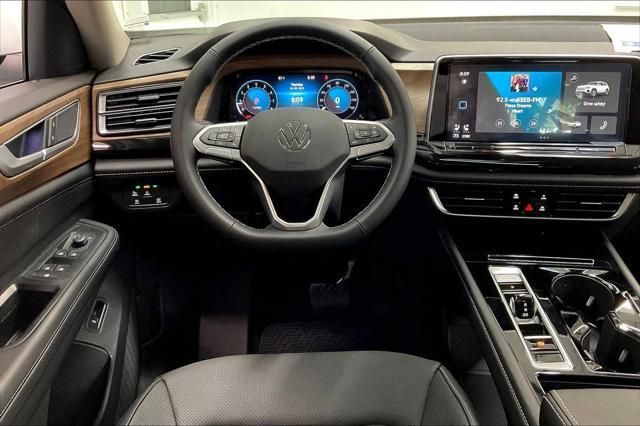 new 2025 Volkswagen Atlas car, priced at $47,087