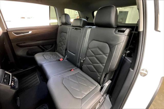 new 2025 Volkswagen Atlas car, priced at $47,087