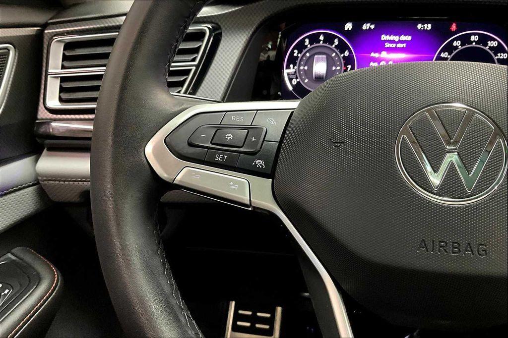 used 2025 Volkswagen Atlas car, priced at $43,327