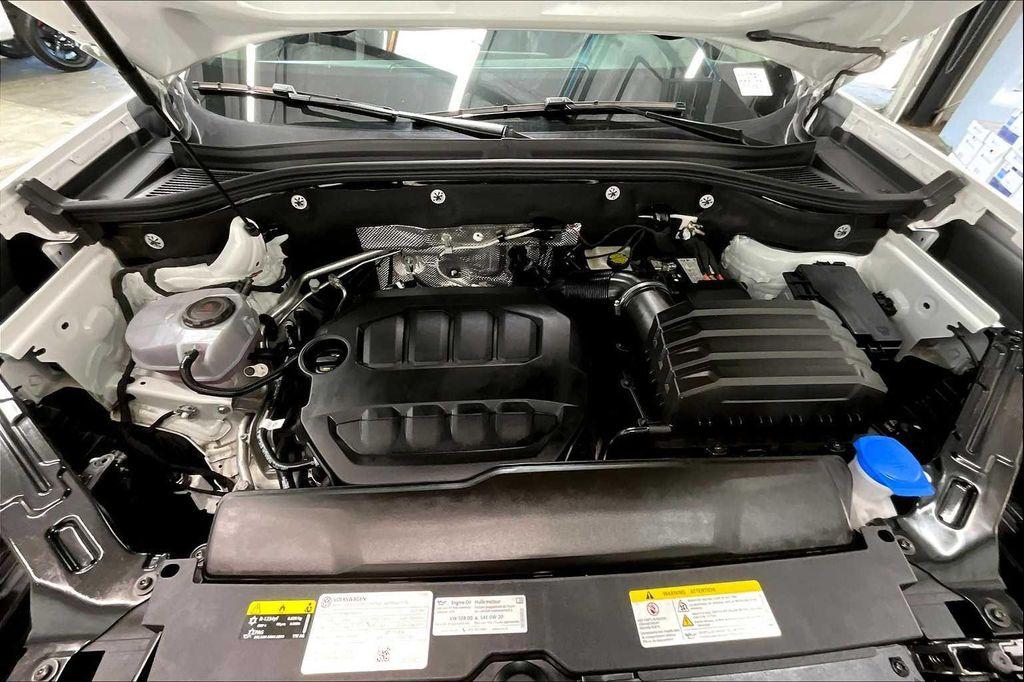 used 2025 Volkswagen Atlas car, priced at $43,327