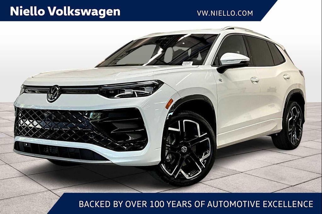 new 2025 Volkswagen Tiguan car, priced at $43,196