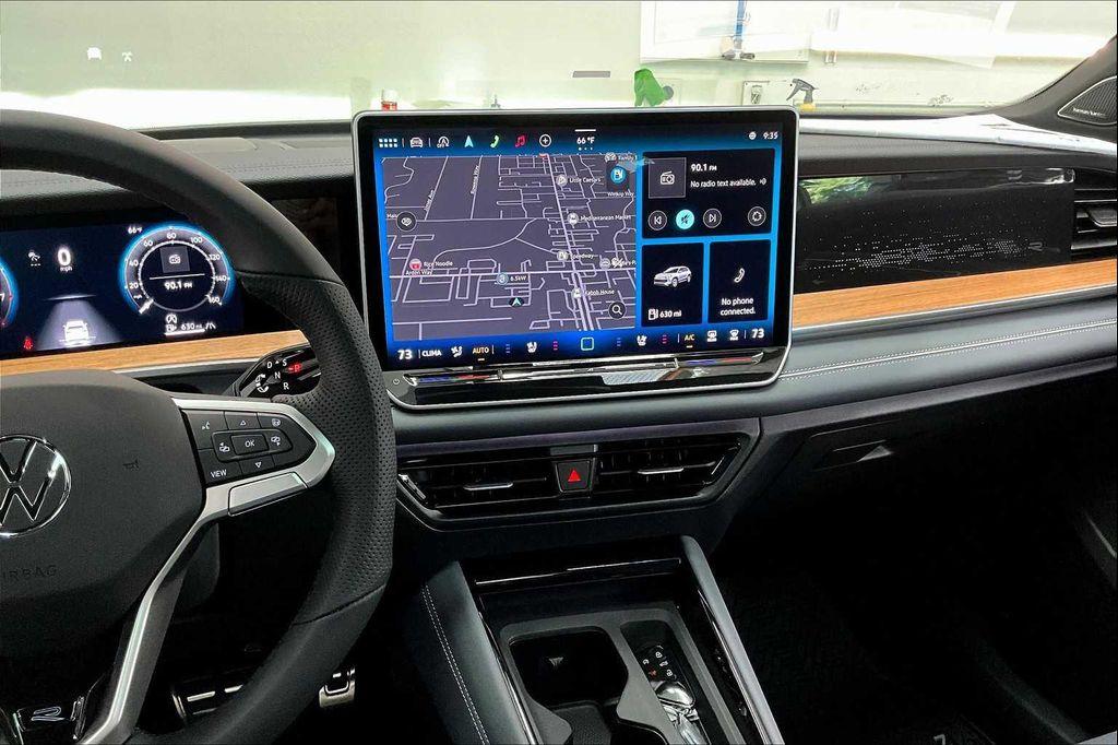 new 2025 Volkswagen Tiguan car, priced at $43,196