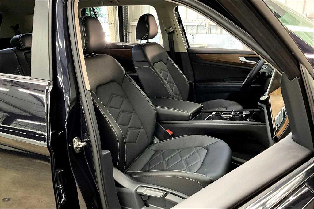 used 2025 Volkswagen Atlas car, priced at $41,249