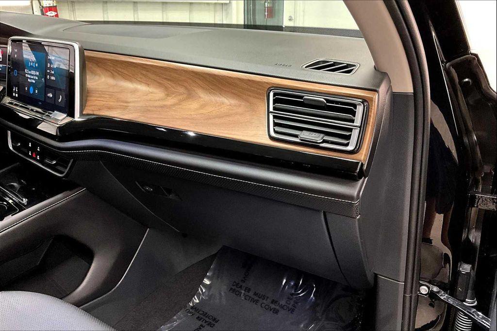 used 2025 Volkswagen Atlas car, priced at $41,249