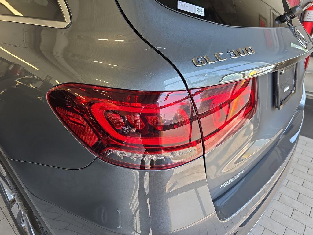 used 2022 Mercedes-Benz GLC 300 car, priced at $33,785