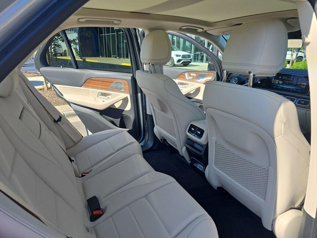 new 2025 Mercedes-Benz GLE 350 car, priced at $74,215