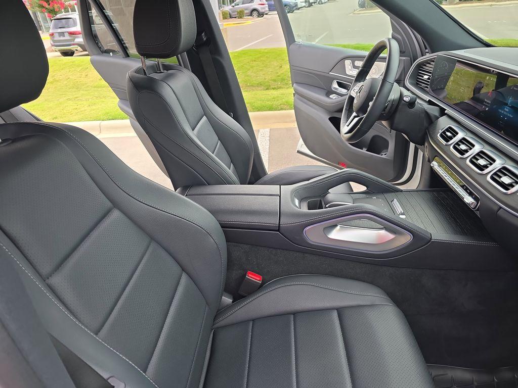 used 2023 Mercedes-Benz GLE 350 car, priced at $54,000