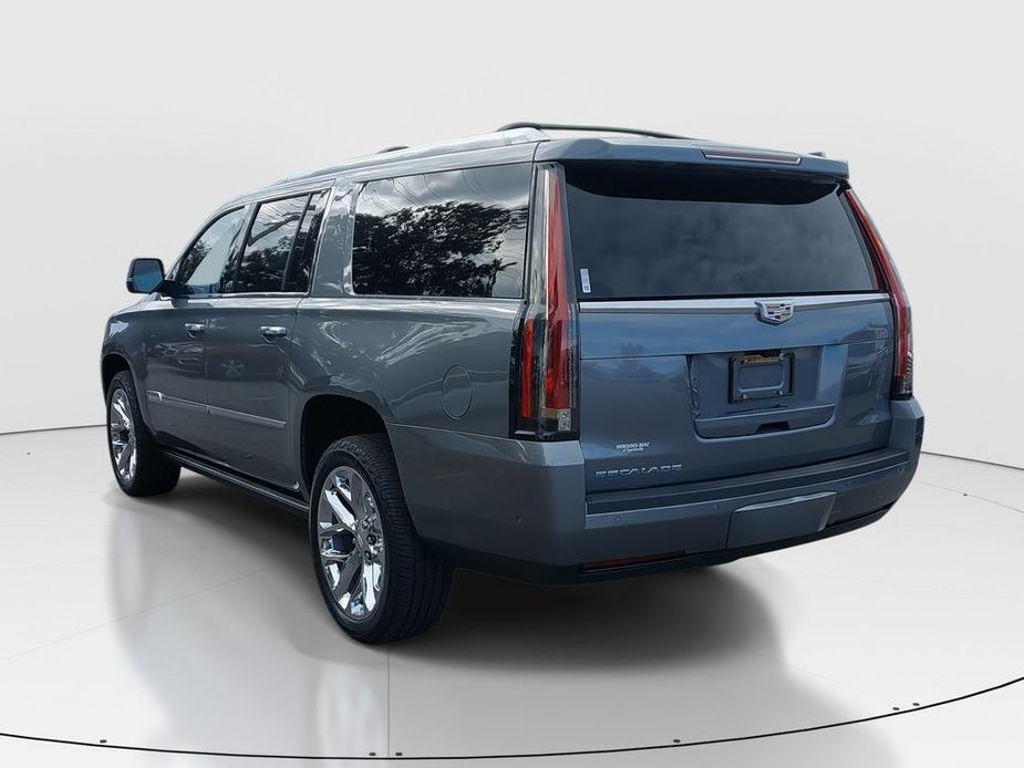 used 2019 Cadillac Escalade ESV car, priced at $42,010