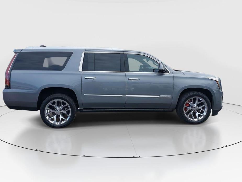 used 2019 Cadillac Escalade ESV car, priced at $42,010