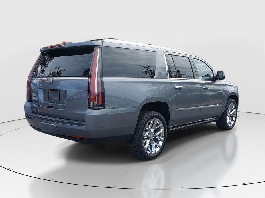 used 2019 Cadillac Escalade ESV car, priced at $42,010