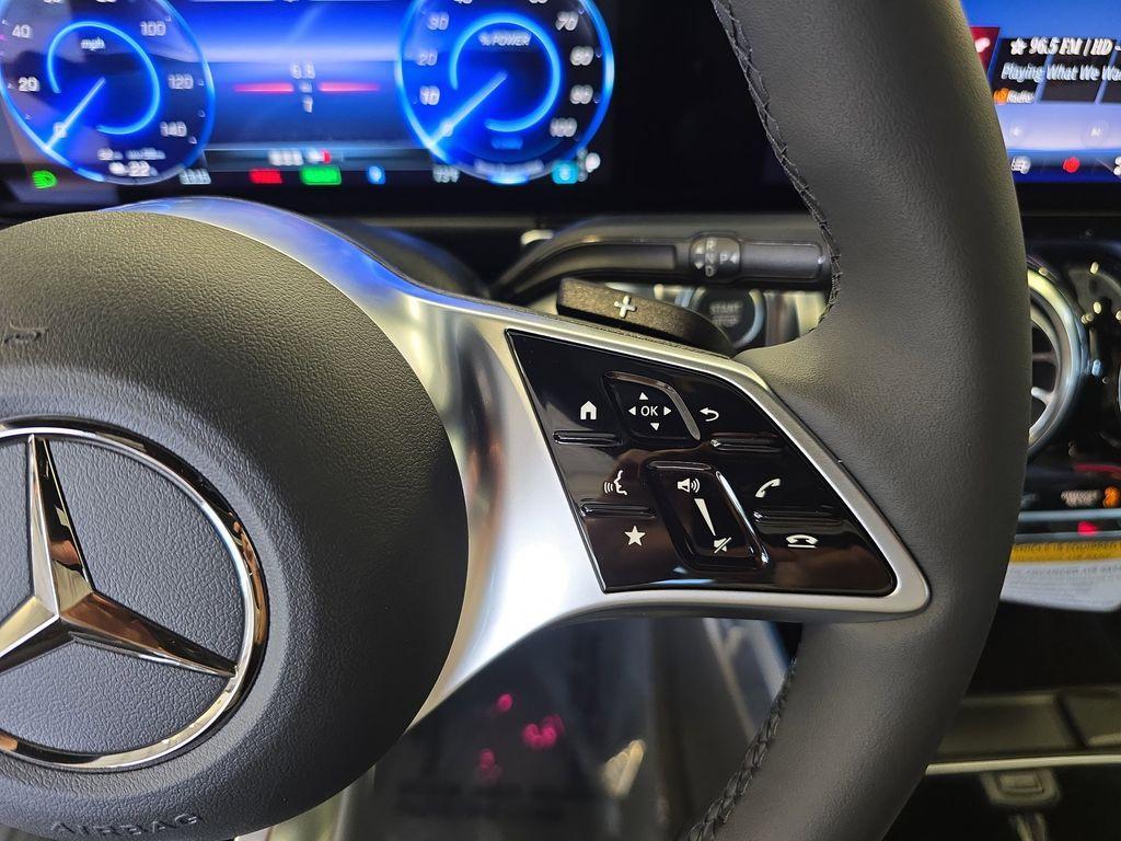 new 2025 Mercedes-Benz EQB 250 car, priced at $58,100