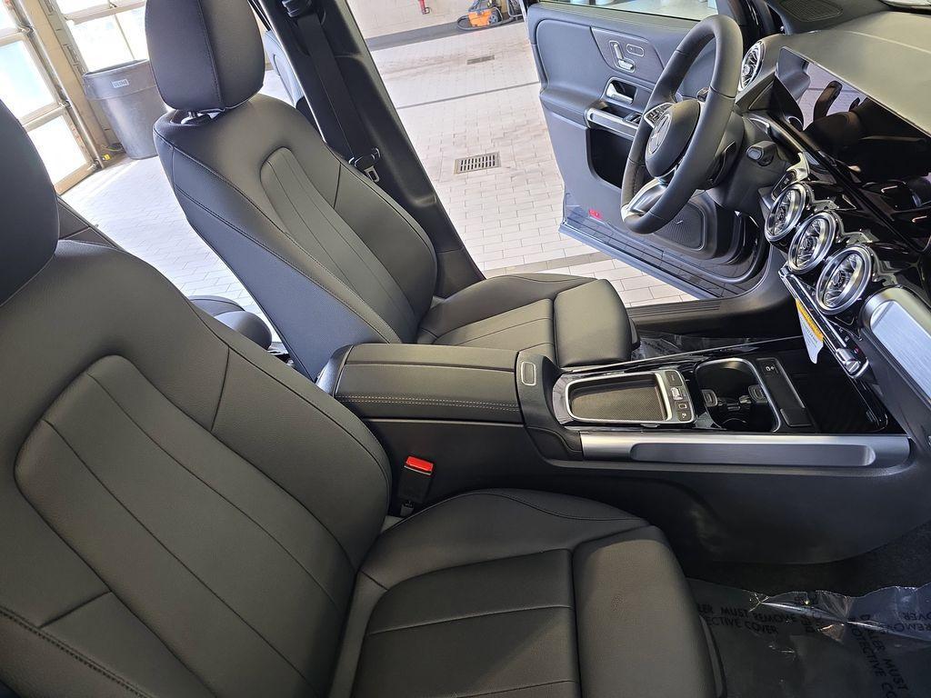 new 2025 Mercedes-Benz EQB 250 car, priced at $58,100