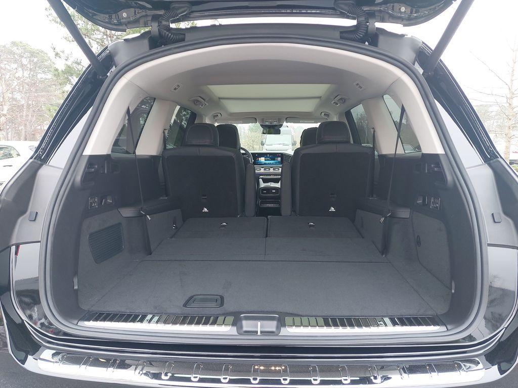 new 2025 Mercedes-Benz GLS 450 car, priced at $99,715