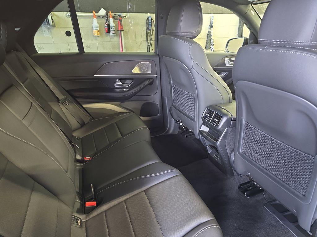 new 2026 Mercedes-Benz GLE 450 car, priced at $79,100