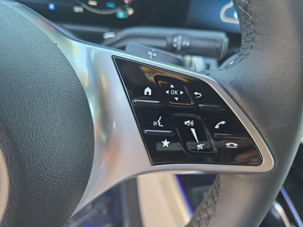 new 2025 Mercedes-Benz GLB 250 car, priced at $47,145