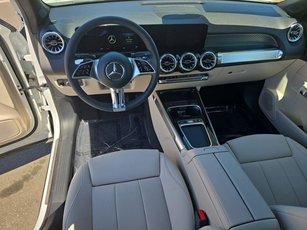 new 2025 Mercedes-Benz GLB 250 car, priced at $47,145