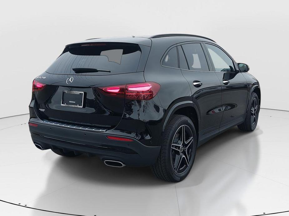 new 2025 Mercedes-Benz GLA 250 car, priced at $51,015