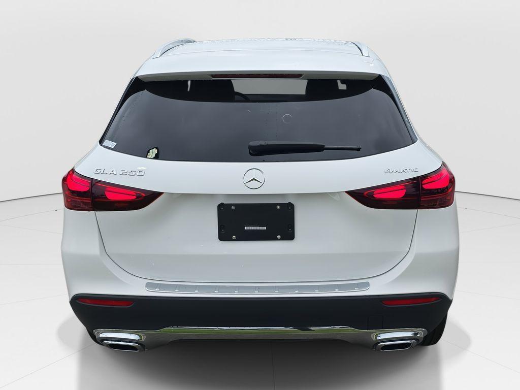 new 2026 Mercedes-Benz GLA 250 car, priced at $45,250