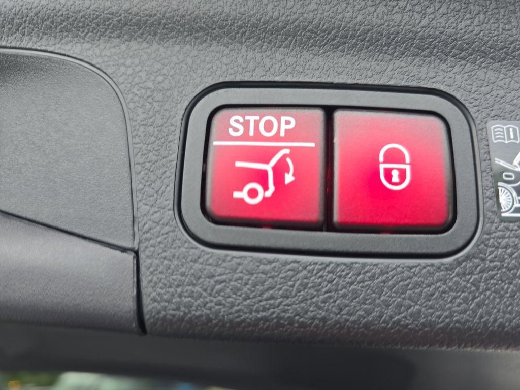 new 2026 Mercedes-Benz GLE 350 car, priced at $70,620