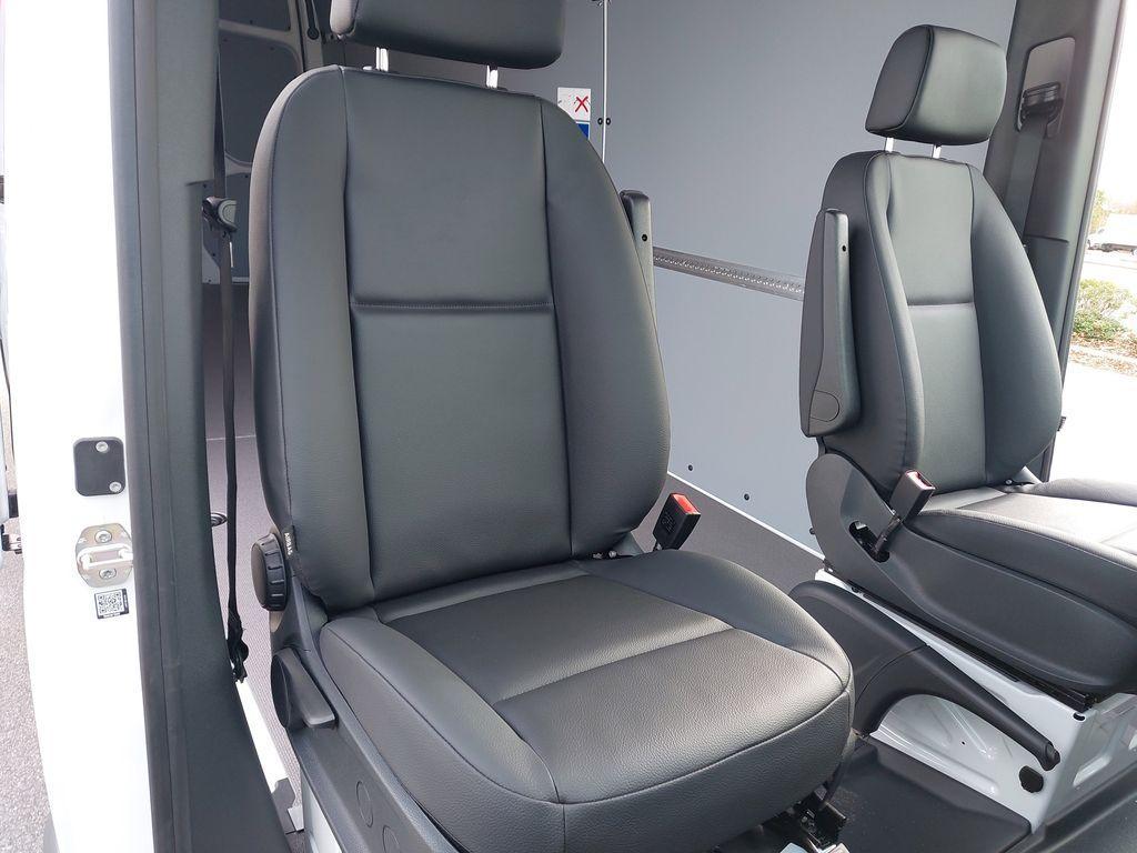 new 2025 Mercedes-Benz Sprinter 2500 car, priced at $68,984