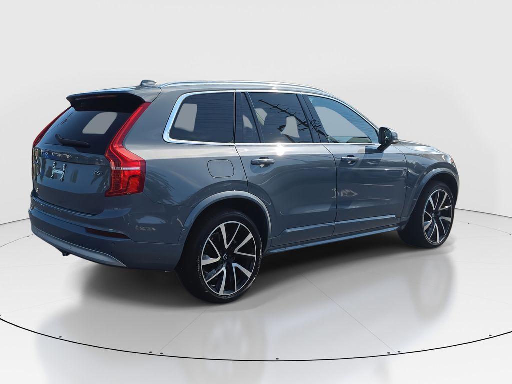 used 2022 Volvo XC90 car, priced at $37,760