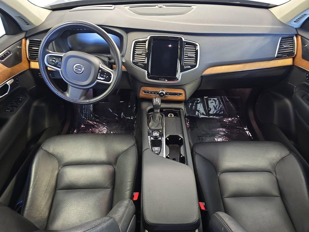used 2022 Volvo XC90 car, priced at $37,760