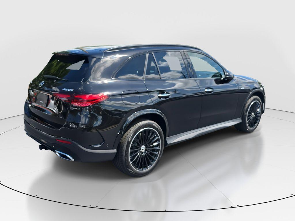new 2025 Mercedes-Benz GLC 350e car, priced at $69,350