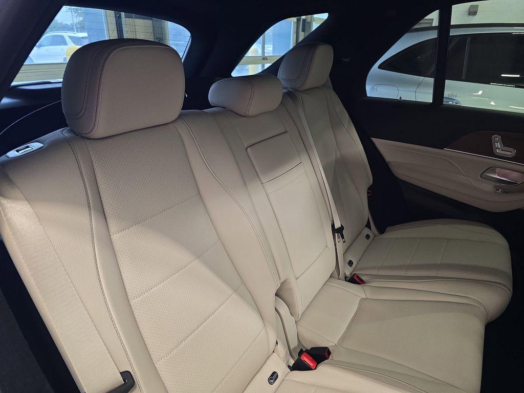 new 2026 Mercedes-Benz GLE 350 car, priced at $75,065