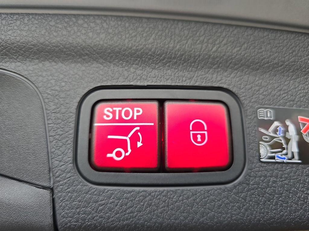 new 2026 Mercedes-Benz GLE 350 car, priced at $75,065