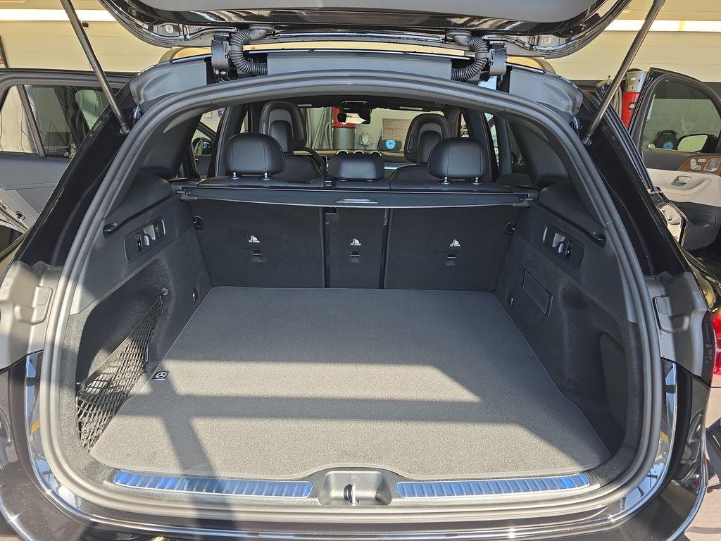 new 2026 Mercedes-Benz GLC 300 car, priced at $61,150