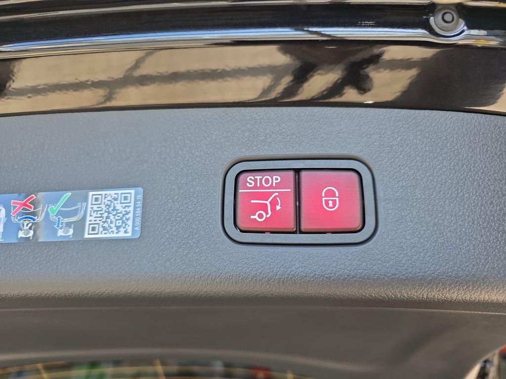 new 2026 Mercedes-Benz GLC 300 car, priced at $61,150