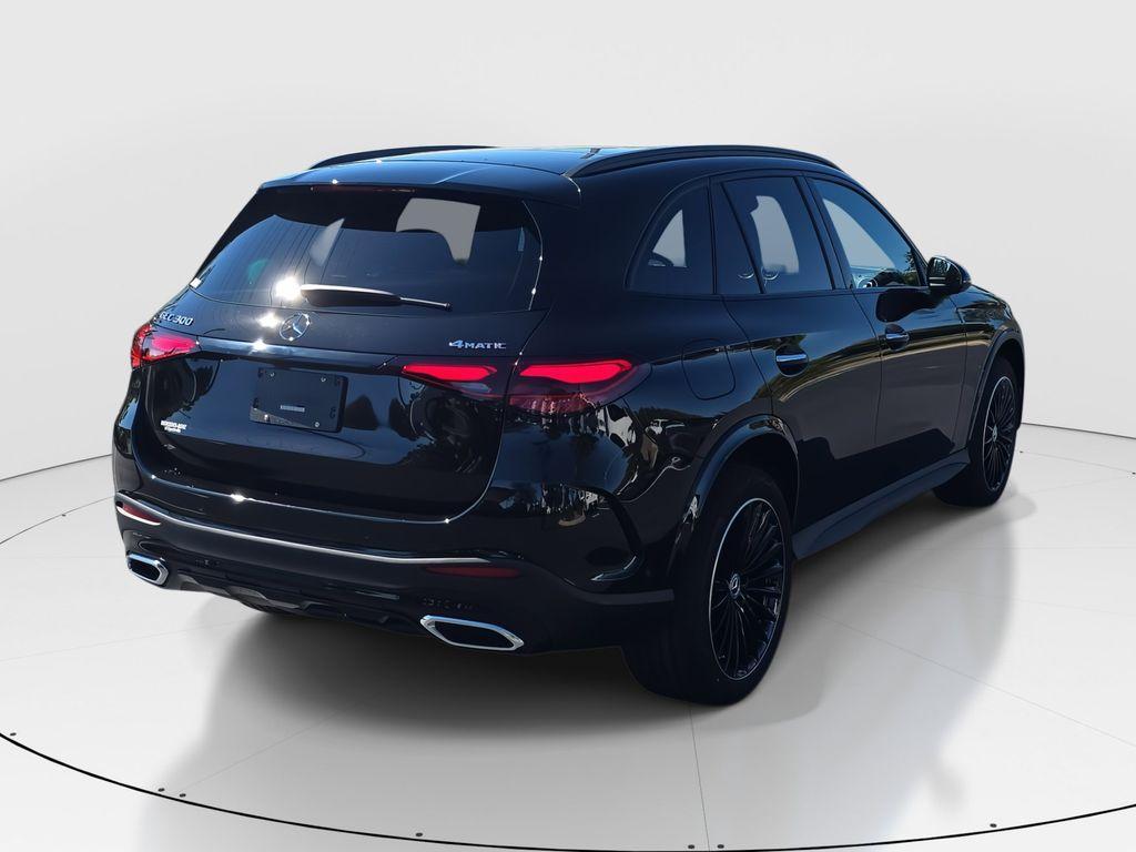 new 2026 Mercedes-Benz GLC 300 car, priced at $61,150