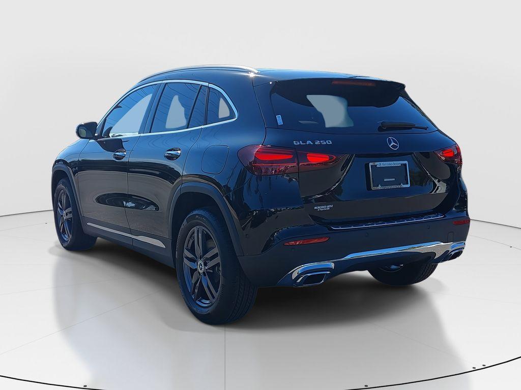 new 2025 Mercedes-Benz GLA 250 car, priced at $49,305