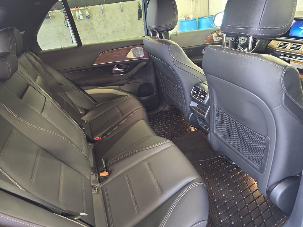new 2026 Mercedes-Benz GLE 450 car, priced at $84,945