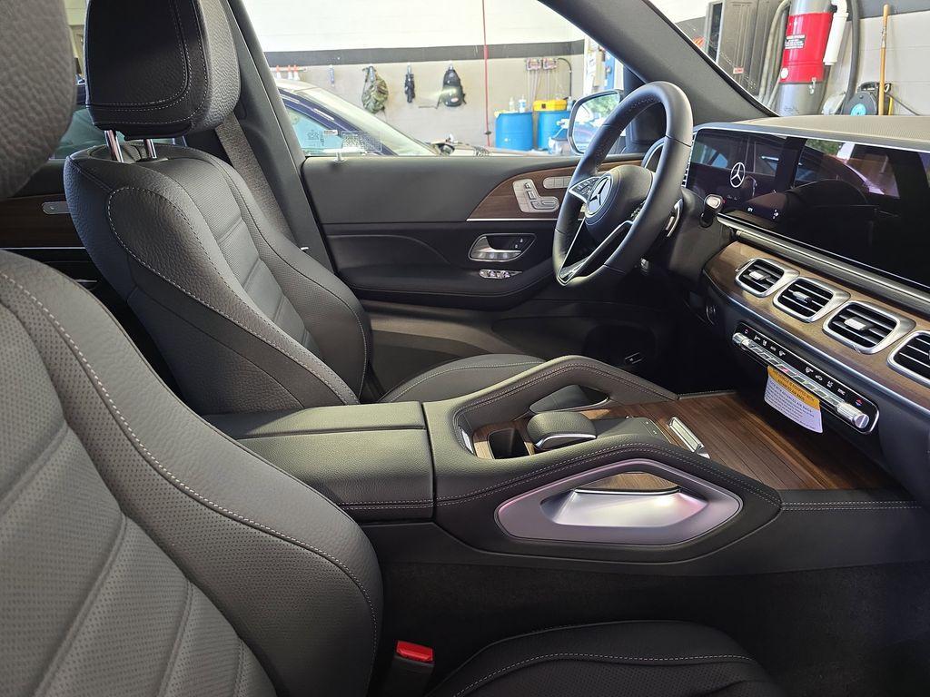 new 2026 Mercedes-Benz GLE 450 car, priced at $84,265