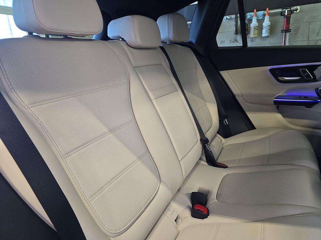 new 2025 Mercedes-Benz GLC 300 car, priced at $59,195