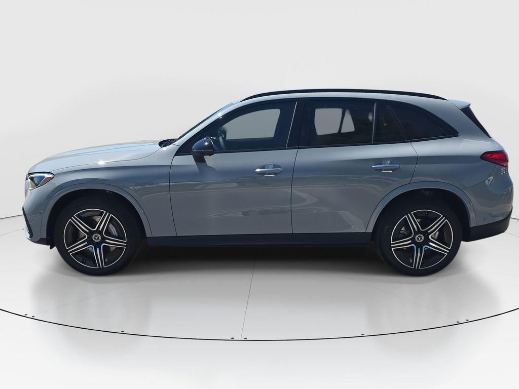 new 2025 Mercedes-Benz GLC 300 car, priced at $62,105