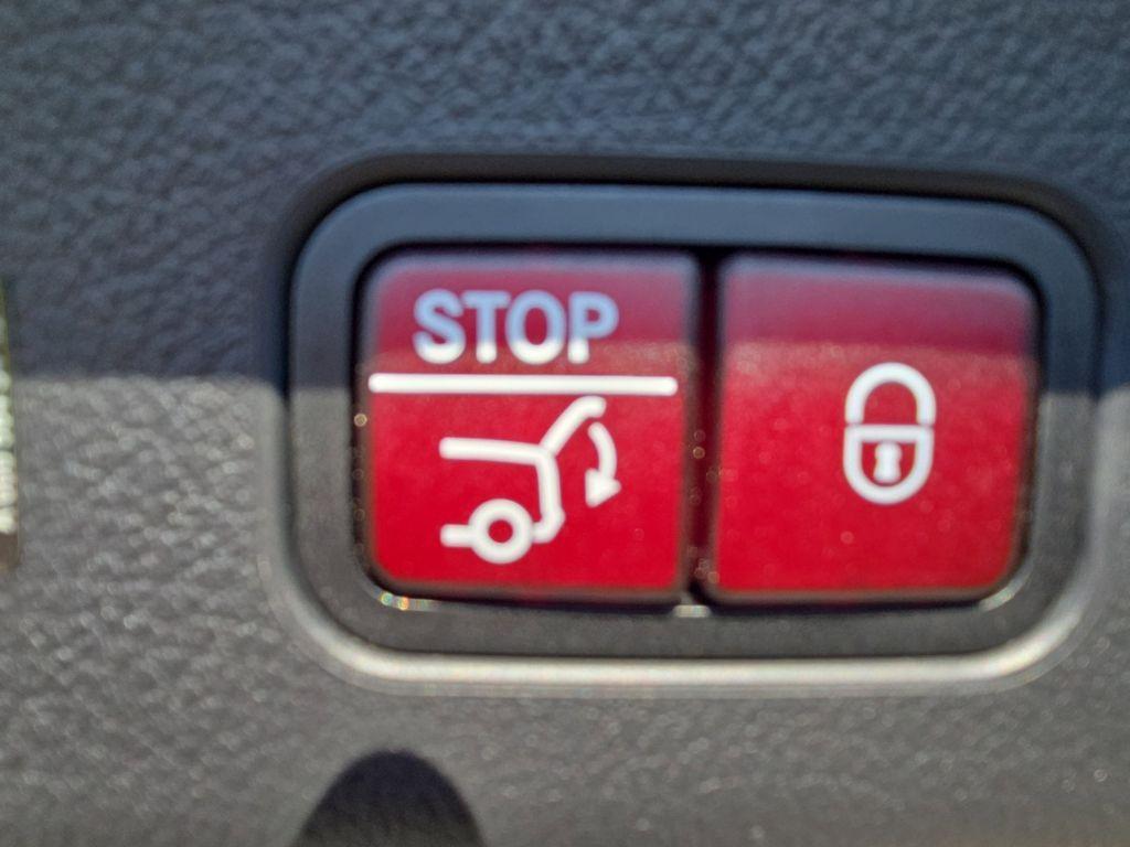 used 2025 Mercedes-Benz GLC 300 car, priced at $58,948