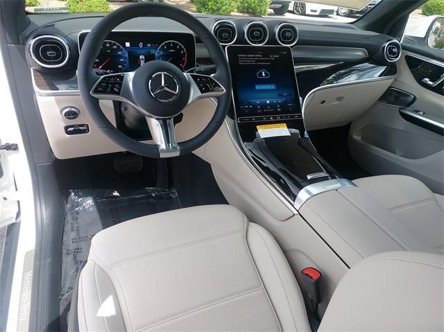 new 2024 Mercedes-Benz GLC 300 car, priced at $59,095