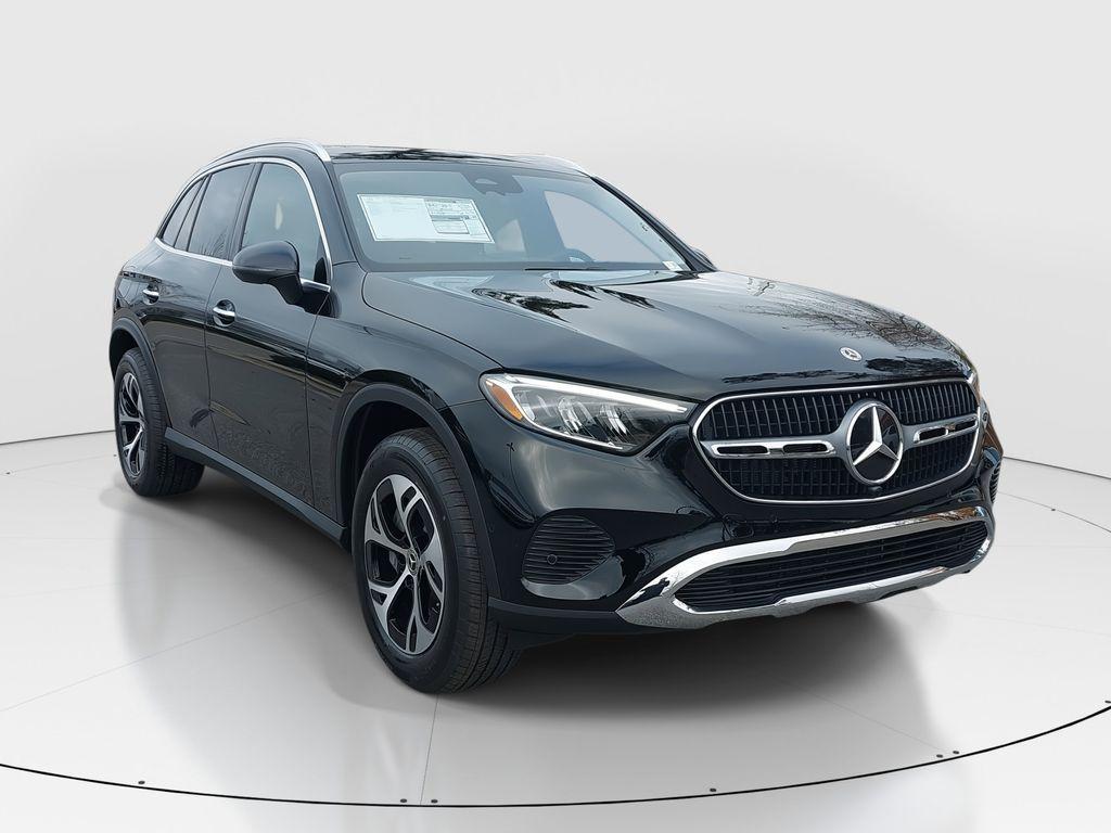 new 2025 Mercedes-Benz GLC 350e car, priced at $61,400