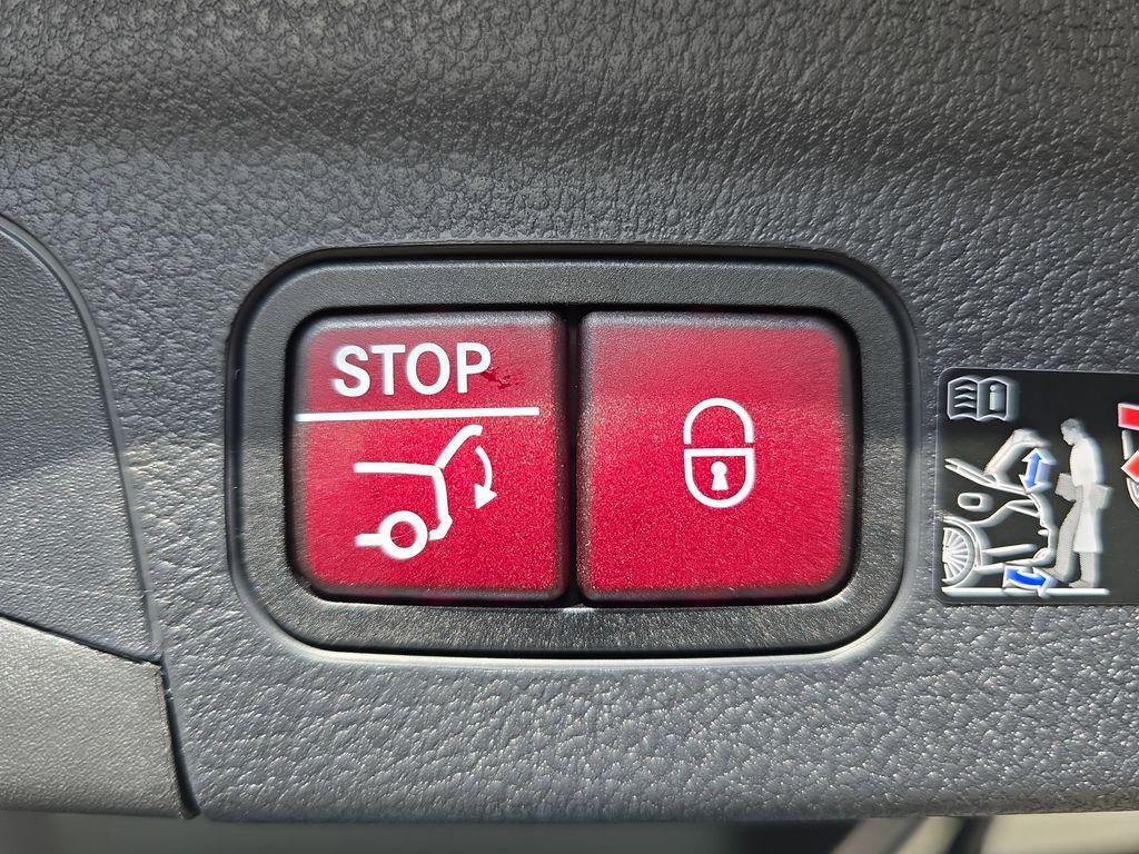 new 2026 Mercedes-Benz GLE 350 car, priced at $77,630