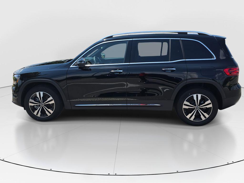 new 2025 Mercedes-Benz GLB 250 car, priced at $49,580